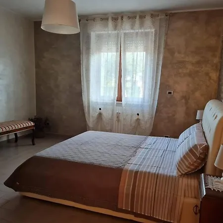 Casa Il Giardino Del Sole Nyaraló