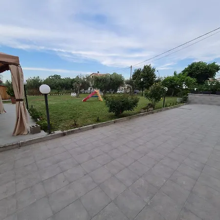 Casa Il Giardino Del Sole Semesterbostad Treglio